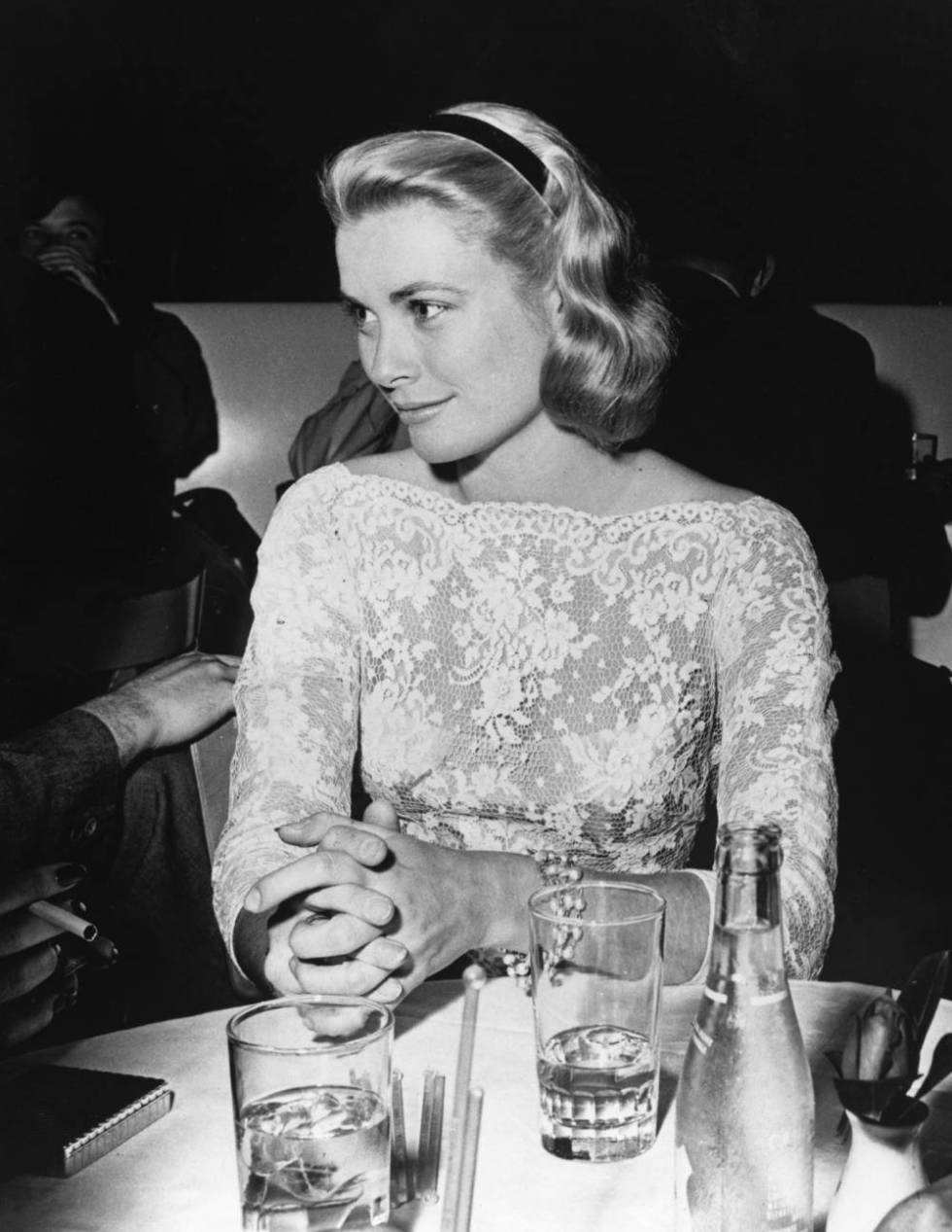 Celebrities Wearing Headbands Best Headbands Of All Time