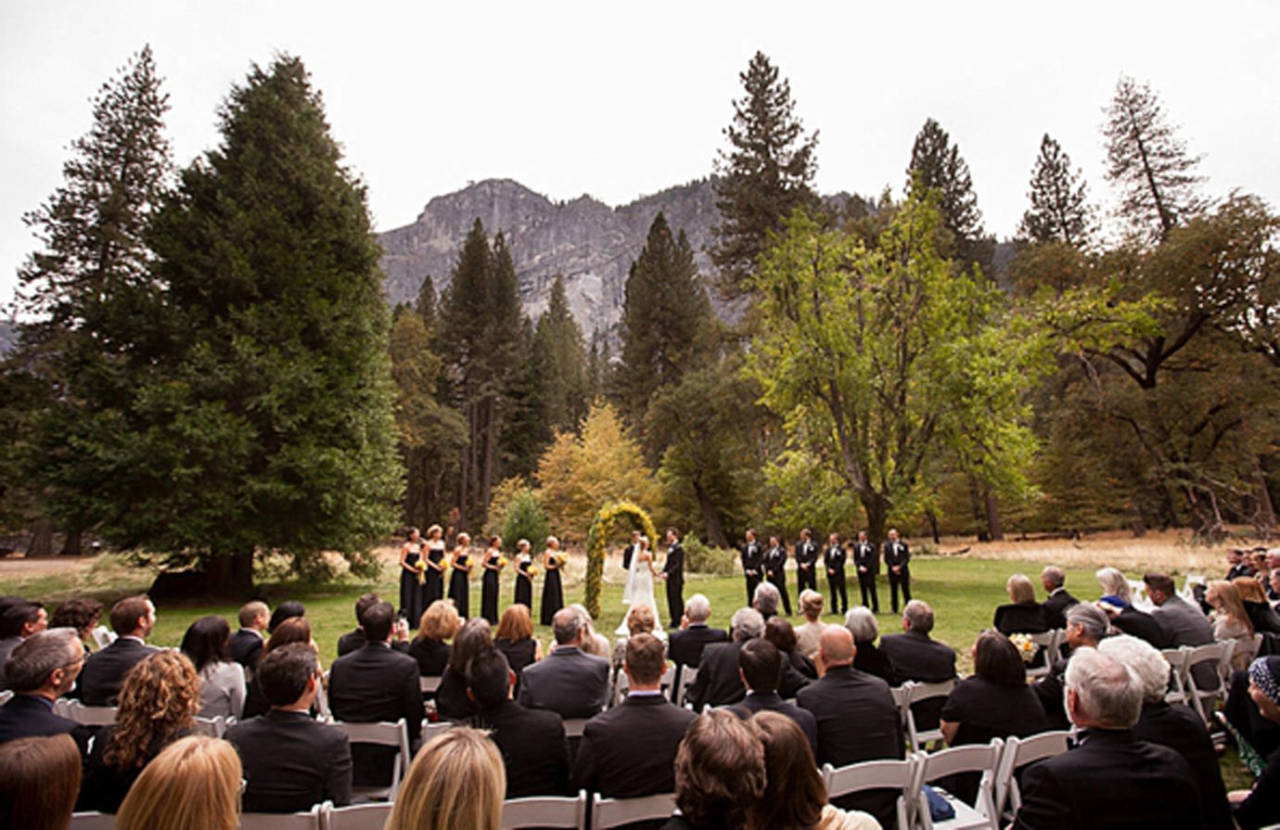 Outdoor Fall Wedding Venues — Fall Wedding Locations